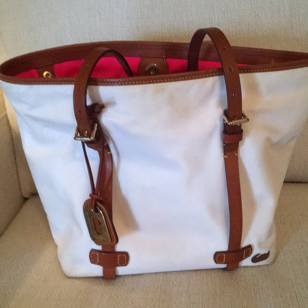 Dooney & Bourke handbag